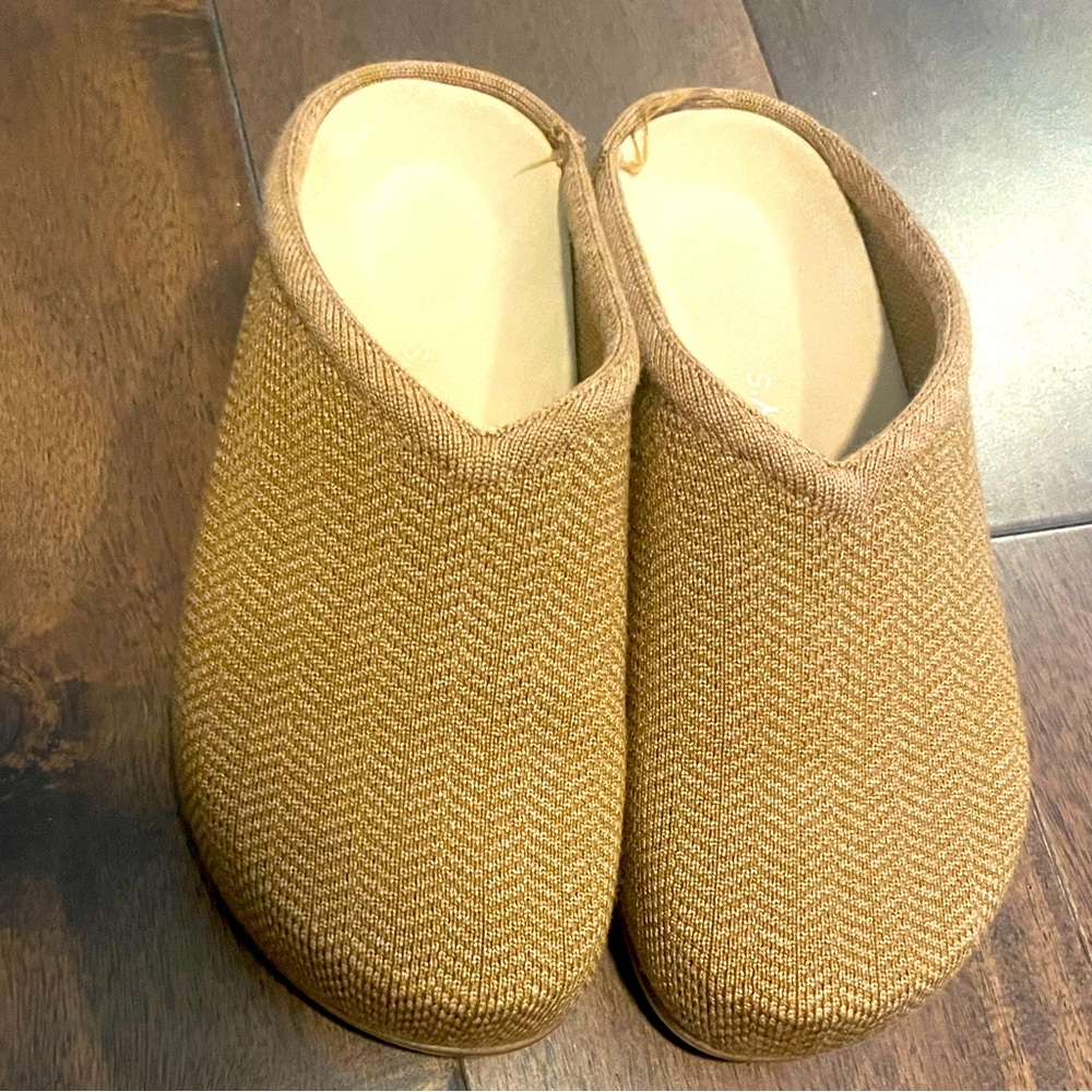 EUC Rothy’s Casual Clog Merino wool - Teak Herringbone